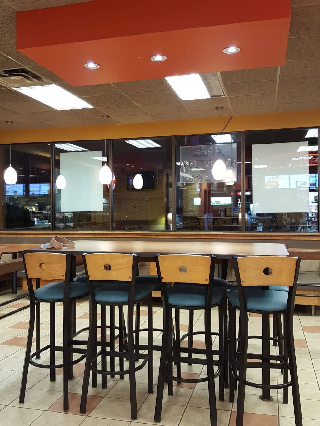 Popeyes | restaurant | 1975 Weston Rd, York, ON M9N 1W8, Canada | 4166148686 OR +1 416-614-8686