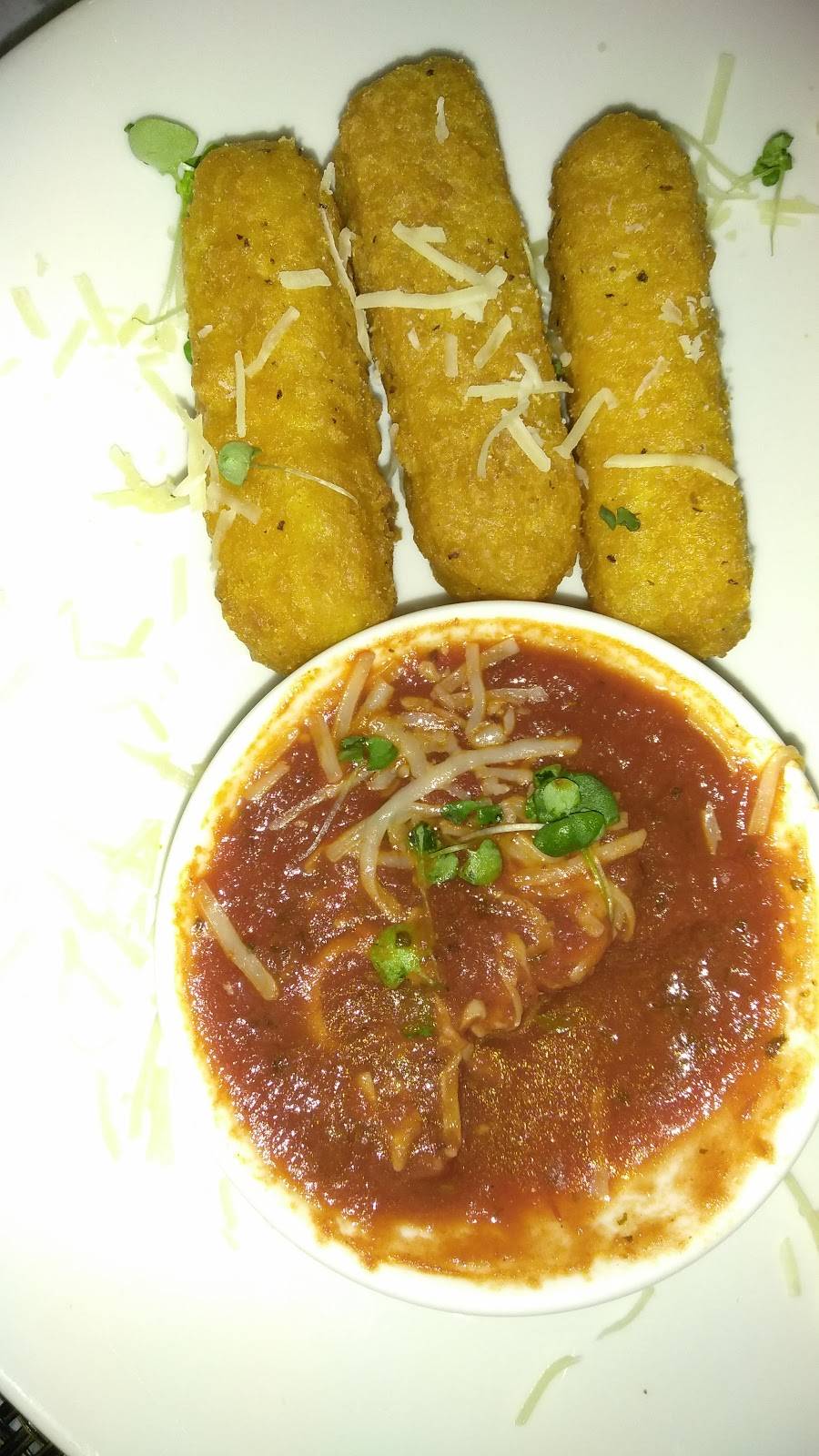 B. Restaurant | restaurant | 3500 Midwest Rd, Oak Brook, IL 60523, USA | 6308505525 OR +1 630-850-5525