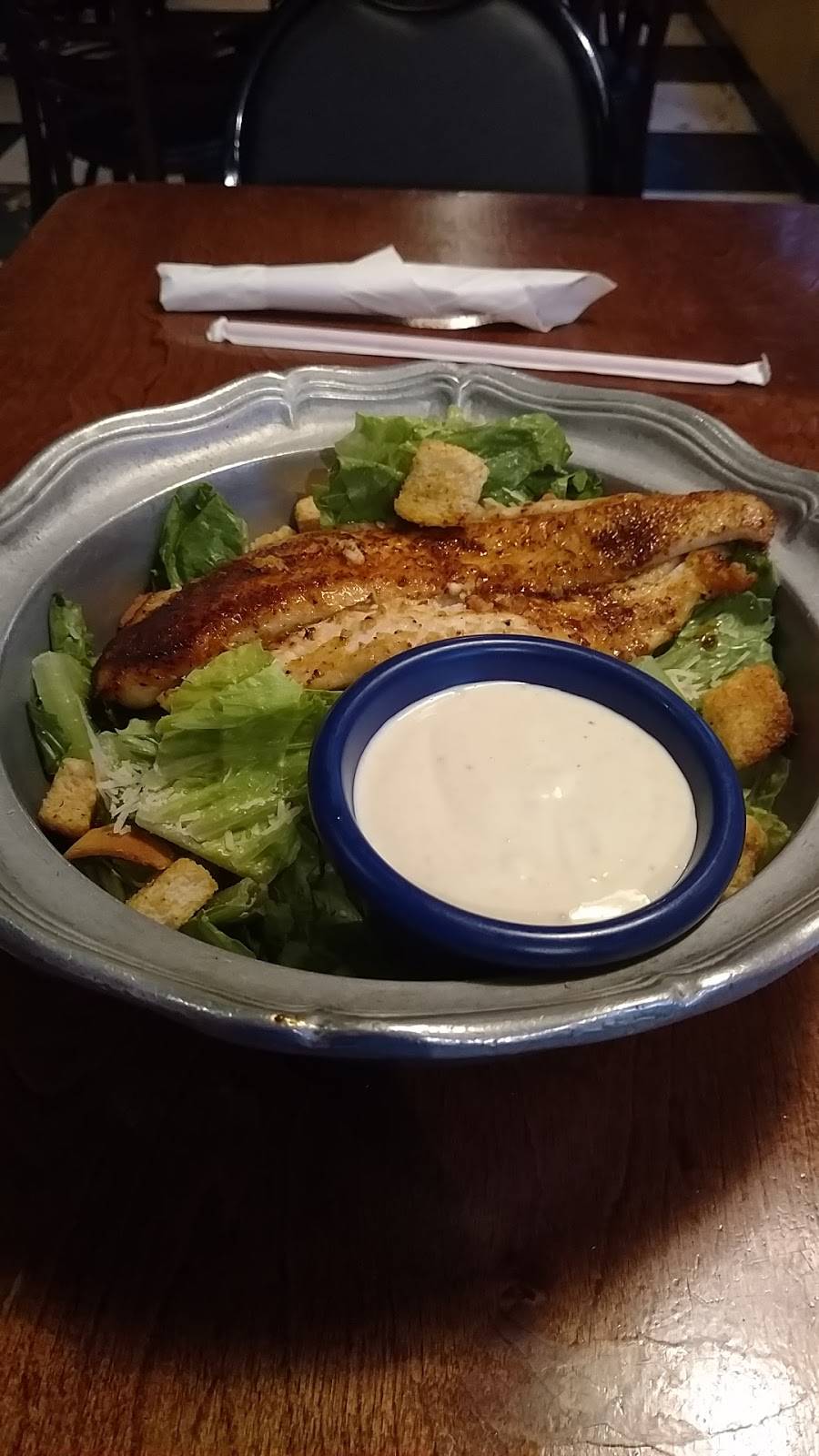 Zacharys | restaurant | 205 N 5th St, Columbus, MS 39701, USA | 6622400101 OR +1 662-240-0101