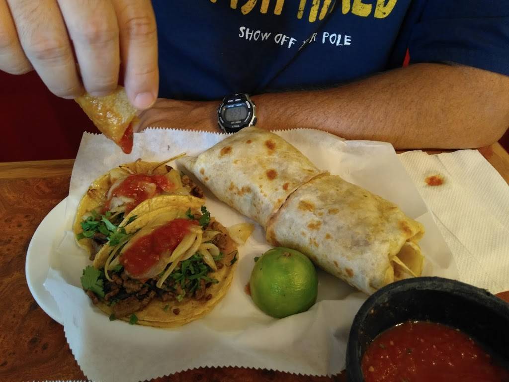 Latina | restaurant | 706 S College St, Winchester, TN 37398, USA | 9313272028 OR +1 931-327-2028