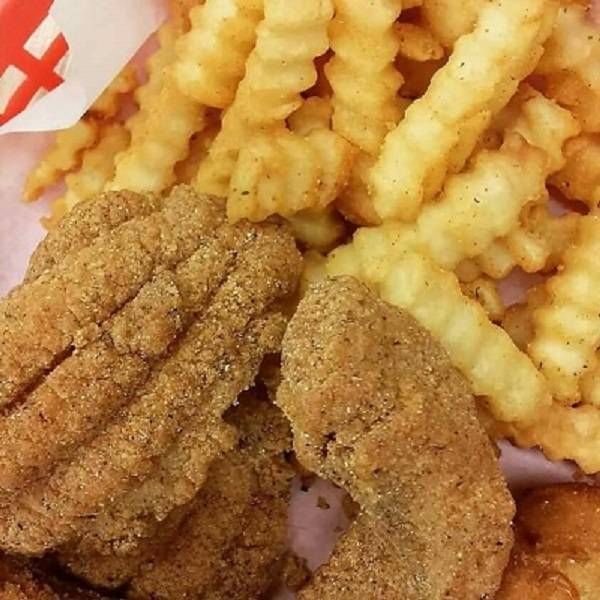 D & Ls Catfish Shack | restaurant | 3706 S Mendenhall Rd, Memphis, TN 38115, USA | 9015675226 OR +1 901-567-5226