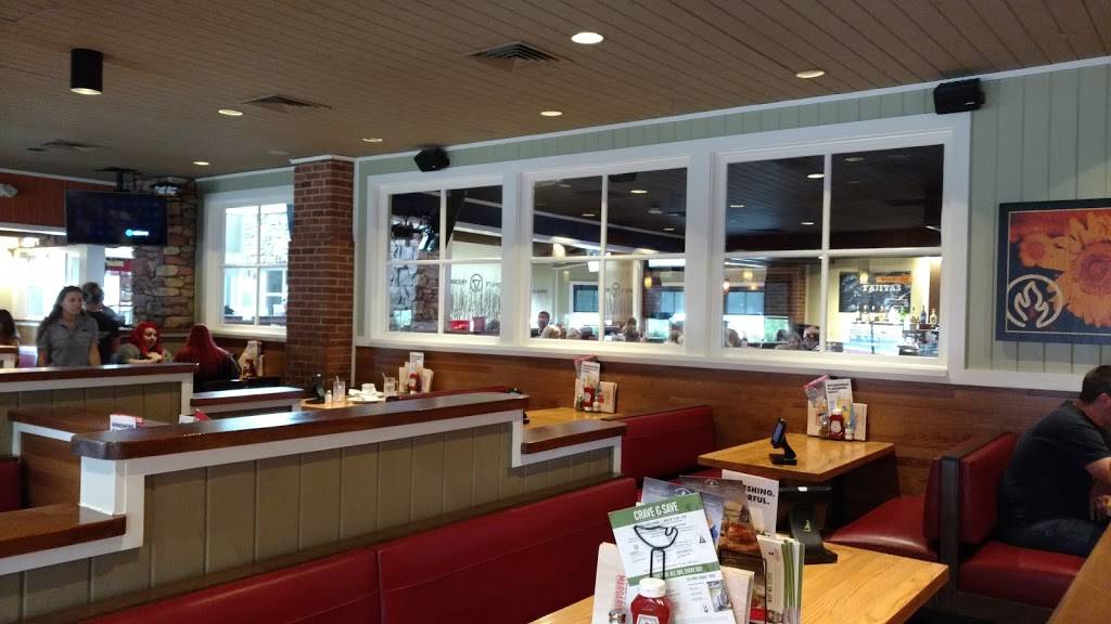 Chilis Grill & Bar | meal takeaway | 1110 Miamisburg Centerville Rd, Dayton, OH 45459, USA | 9374347117 OR +1 937-434-7117