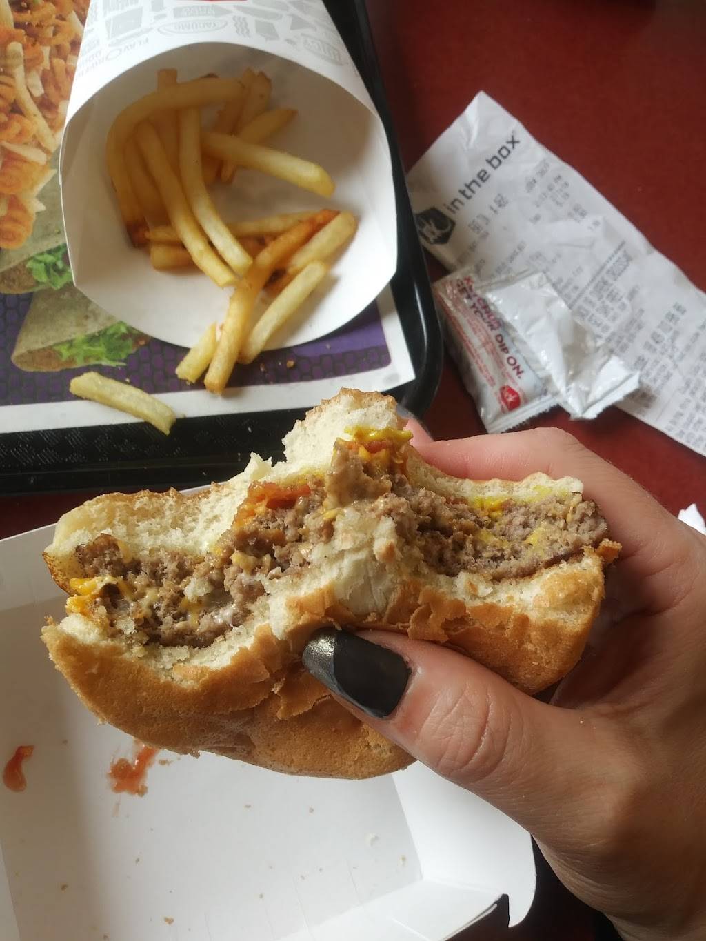 Jack in the Box | restaurant | 101 N Saginaw Blvd, Saginaw, TX 76179, USA | 8178471984 OR +1 817-847-1984