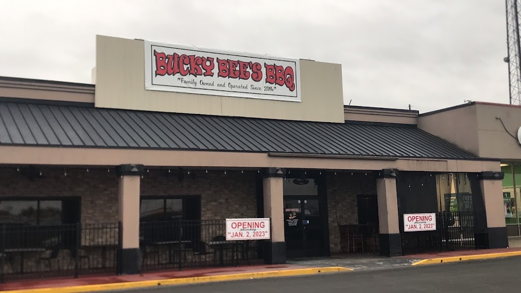 Bucky Bees BBQ of Glasgow | restaurant | 205 N L Rogers Wells Blvd, Glasgow, KY 42141, USA | 2706296707 OR +1 270-629-6707