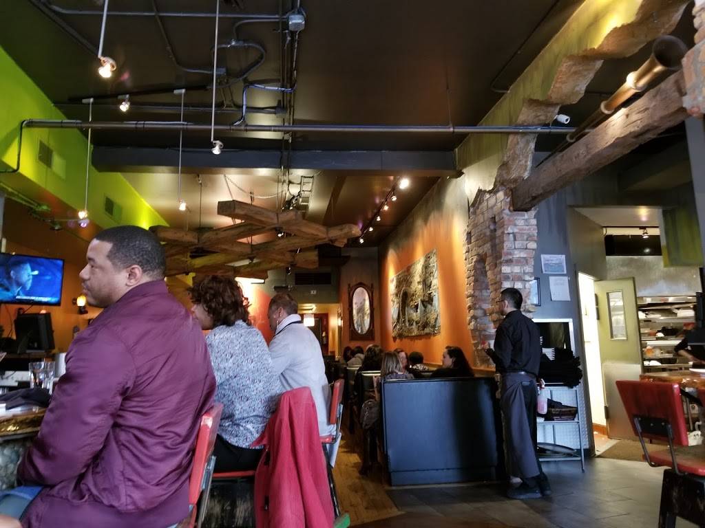 Chant Restaurant In Hyde Park | restaurant | 1509 E 53rd St, Chicago, IL 60615, USA | 7733241999 OR +1 773-324-1999