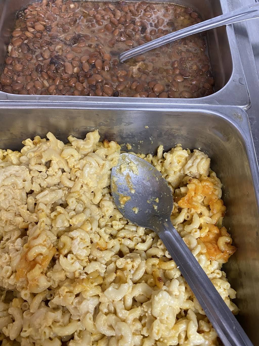 Pams Ribs and Thangs | restaurant | 610 S Broadway, Green Bay, WI 54303, USA | 9207705020 OR +1 920-770-5020