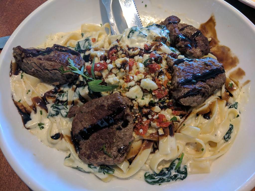 Olive Garden Italian Restaurant | meal takeaway | 205 E Merritt Island Causeway, Merritt Island, FL 32952, USA | 3214590306 OR +1 321-459-0306