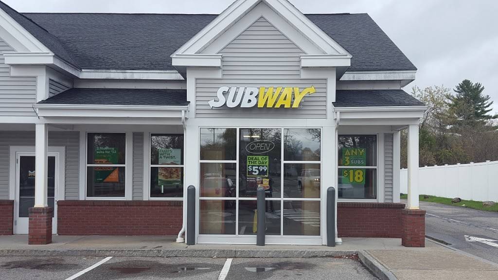 Subway | restaurant | 23 Wells St, North Berwick, ME 03906, USA | 2076768449 OR +1 207-676-8449