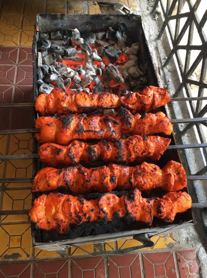 SPICE -X | restaurant | 3420 S La Brea Ave, Los Angeles, CA 90016, USA | 7868168245 OR +1 786-816-8245