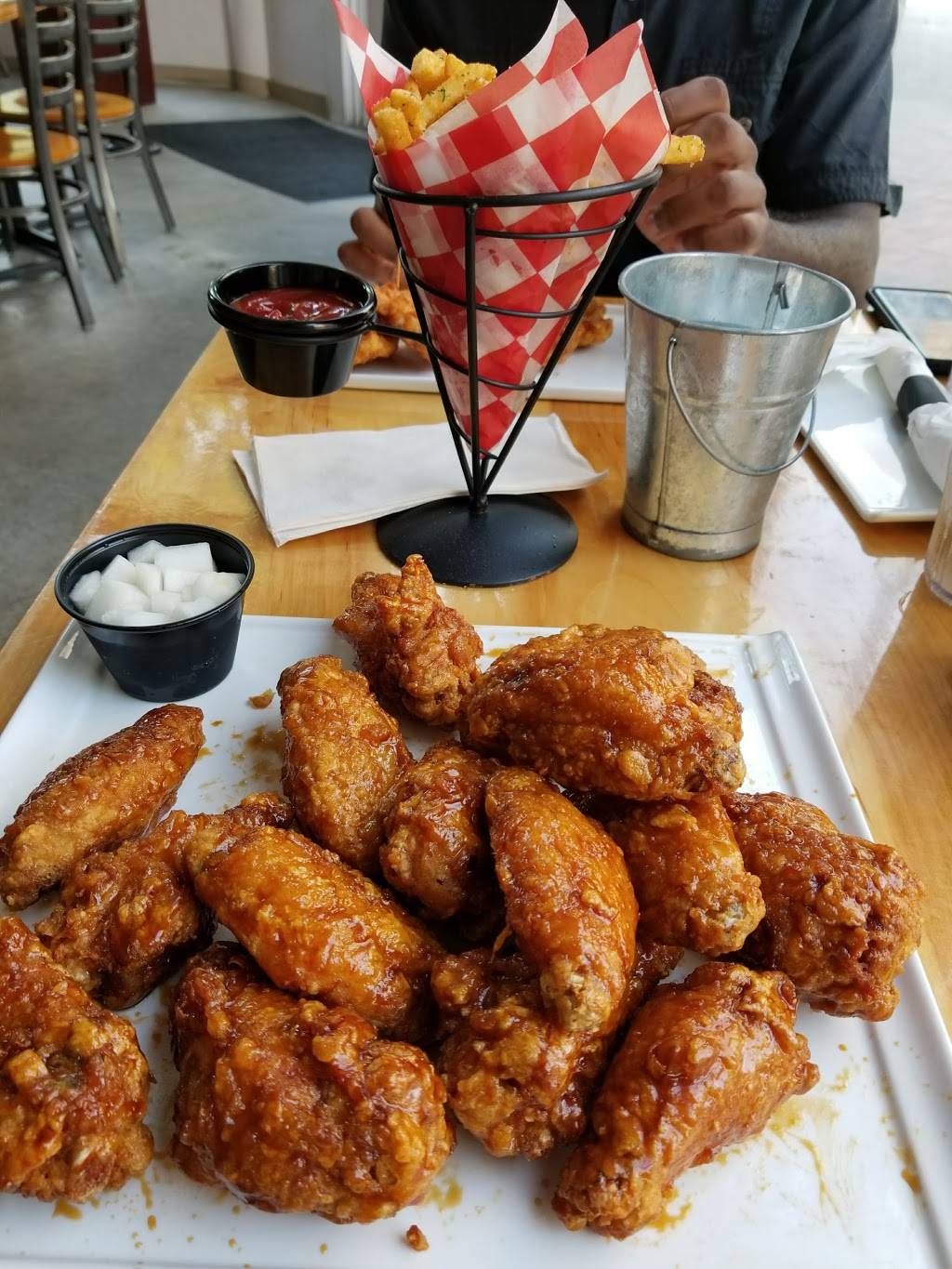 Bonchon Norfolk | restaurant | 273 Granby St, Norfolk, VA 23510, USA | 7573836915 OR +1 757-383-6915
