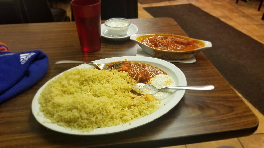 Sweet Chili Indian Restaurant | restaurant | 2180 Wyandotte St W, Windsor, ON N9B 1J9, Canada | 5192537749 OR +1 519-253-7749