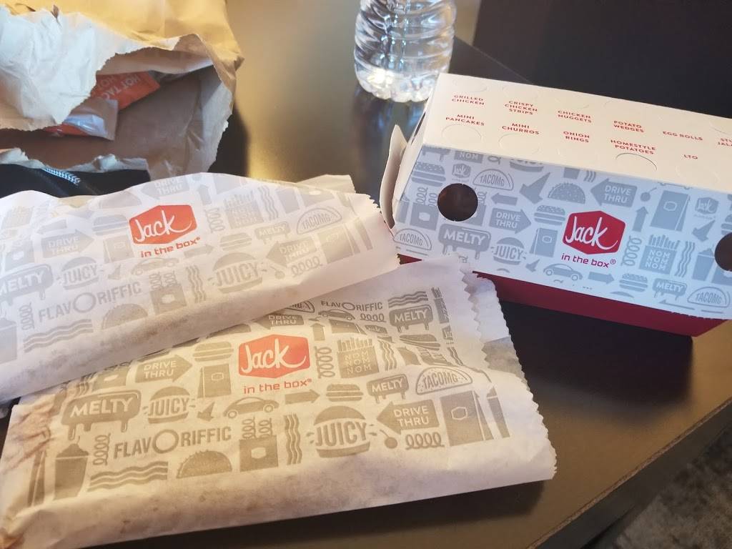 Jack in the Box | restaurant | 4900 W Ray Rd, Chandler, AZ 85226, USA | 4807754660 OR +1 480-775-4660