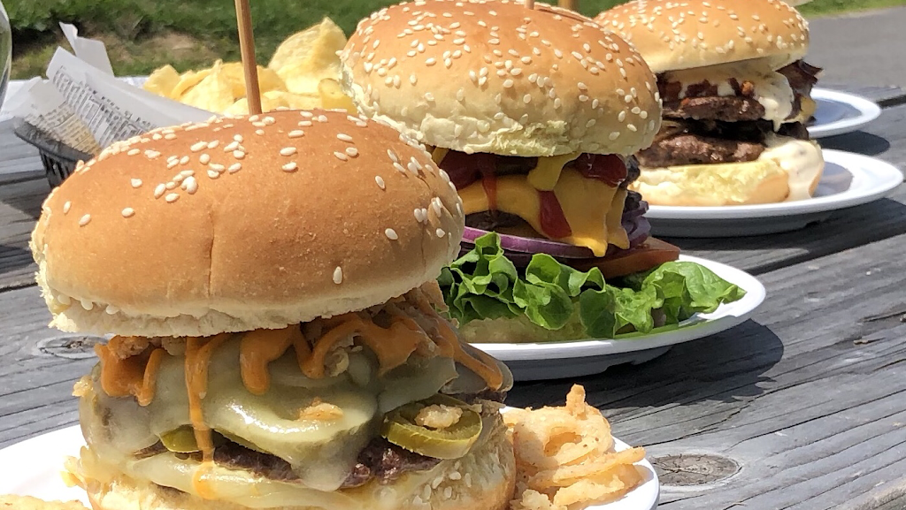 The Maine Beer Cafe | restaurant | 439 US-1 #1, Kittery, ME 03904, USA | 2074755655 OR +1 207-475-5655