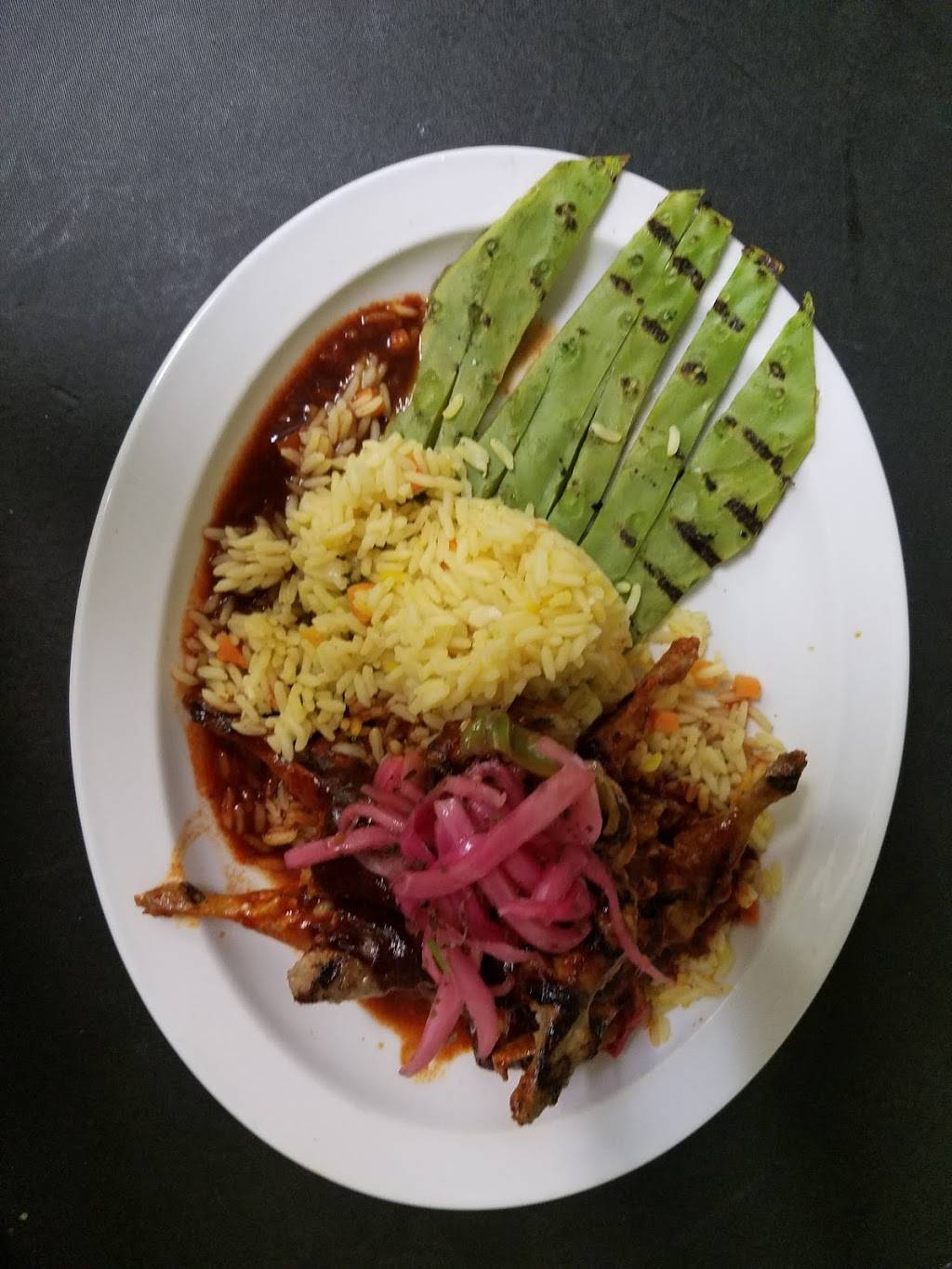 Mariachis Tequileria & Restaurant | restaurant | 9428 Battle St, Manassas, VA 20110, USA | 7033696022 OR +1 703-369-6022