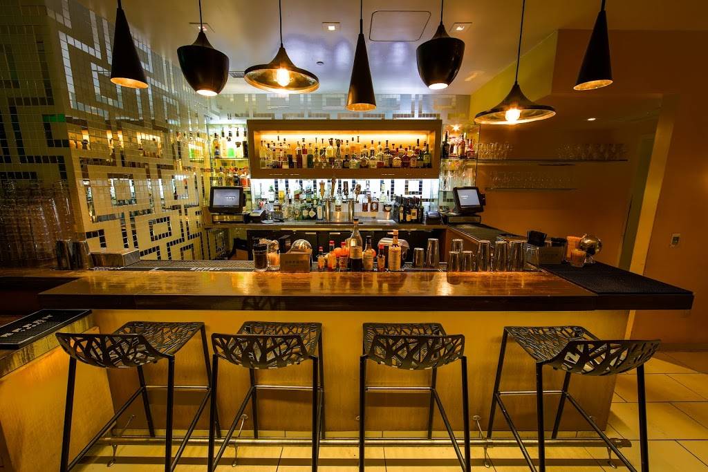 The Roof on Wilshire | restaurant | 6317 Wilshire Blvd, Los Angeles, CA 90048, USA | 3238526002 OR +1 323-852-6002