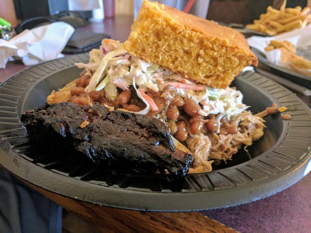 Smoke Shack BBQ | restaurant | 146 King St, Boscawen, NH 03303, USA | 6037962046 OR +1 603-796-2046