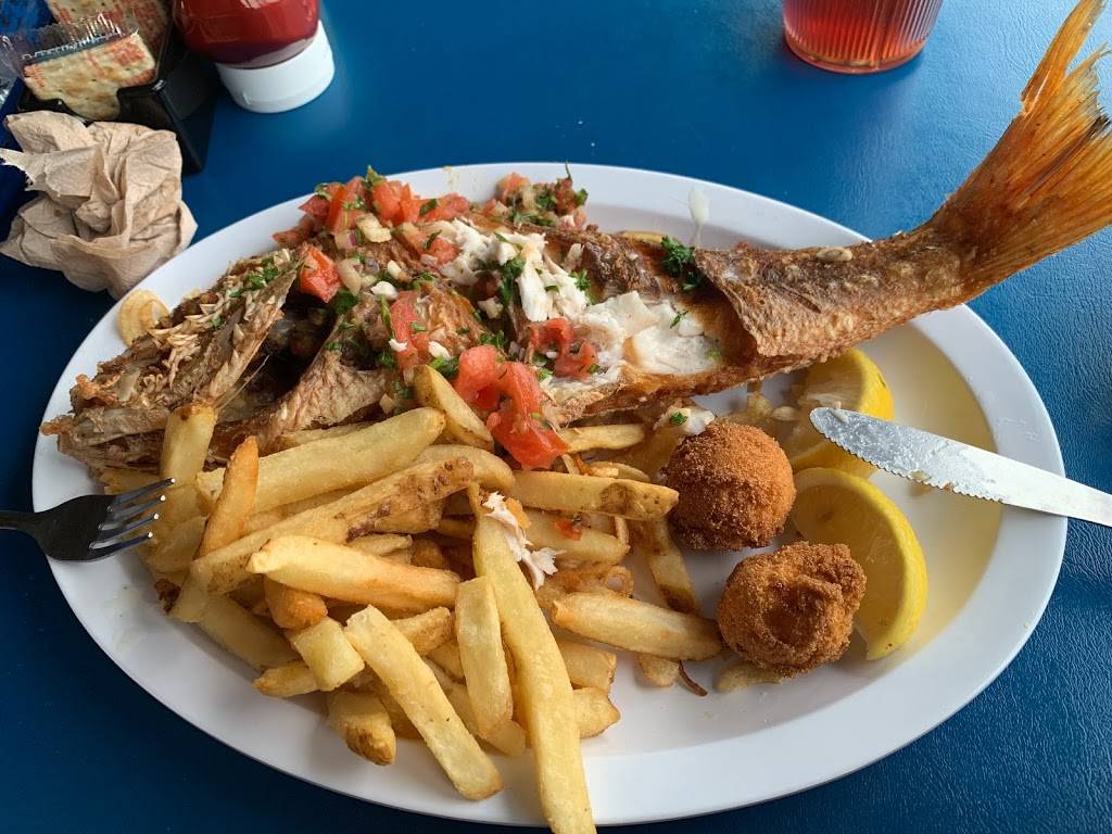 Phillippi Creek Oyster Bar | restaurant | 5353 S Tamiami Trail, Sarasota, FL 34231, USA | 9419254444 OR +1 941-925-4444