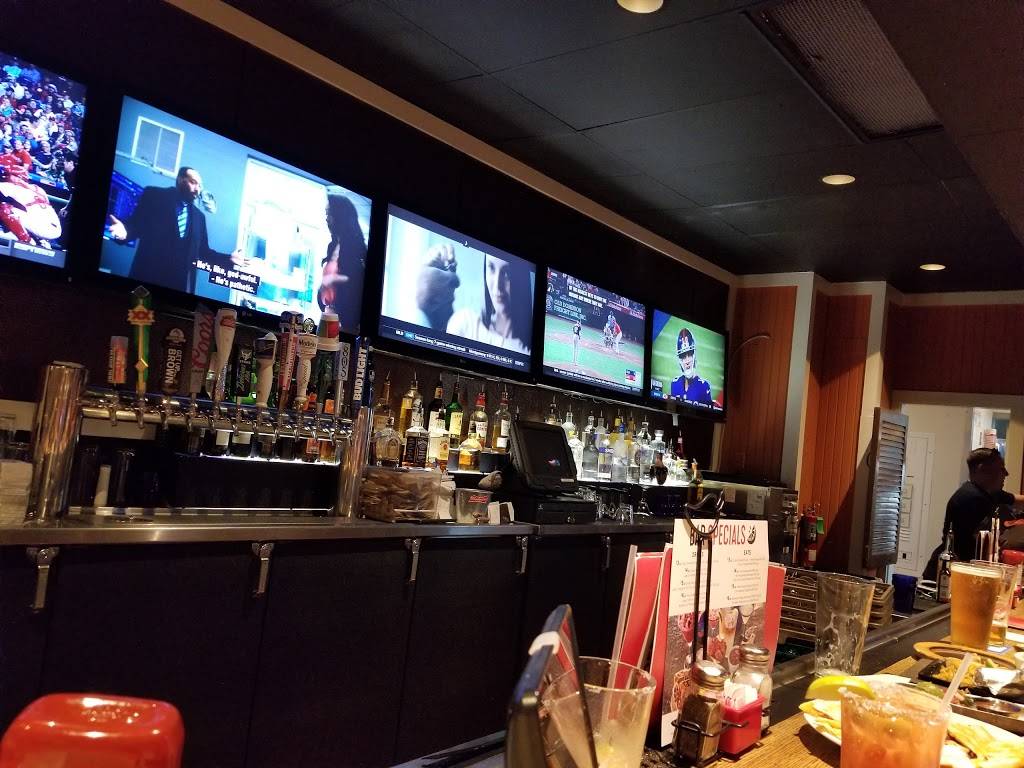 Chilis Grill & Bar | meal takeaway | 1021 W Rancho Vista Blvd, Palmdale, CA 93551, USA | 6612671581 OR +1 661-267-1581