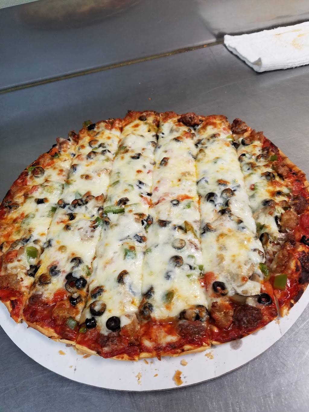 Fat Boys Pizza Newburgh | meal delivery | 10722 IN-662, Newburgh, IN 47630, USA | 8125183061 OR +1 812-518-3061