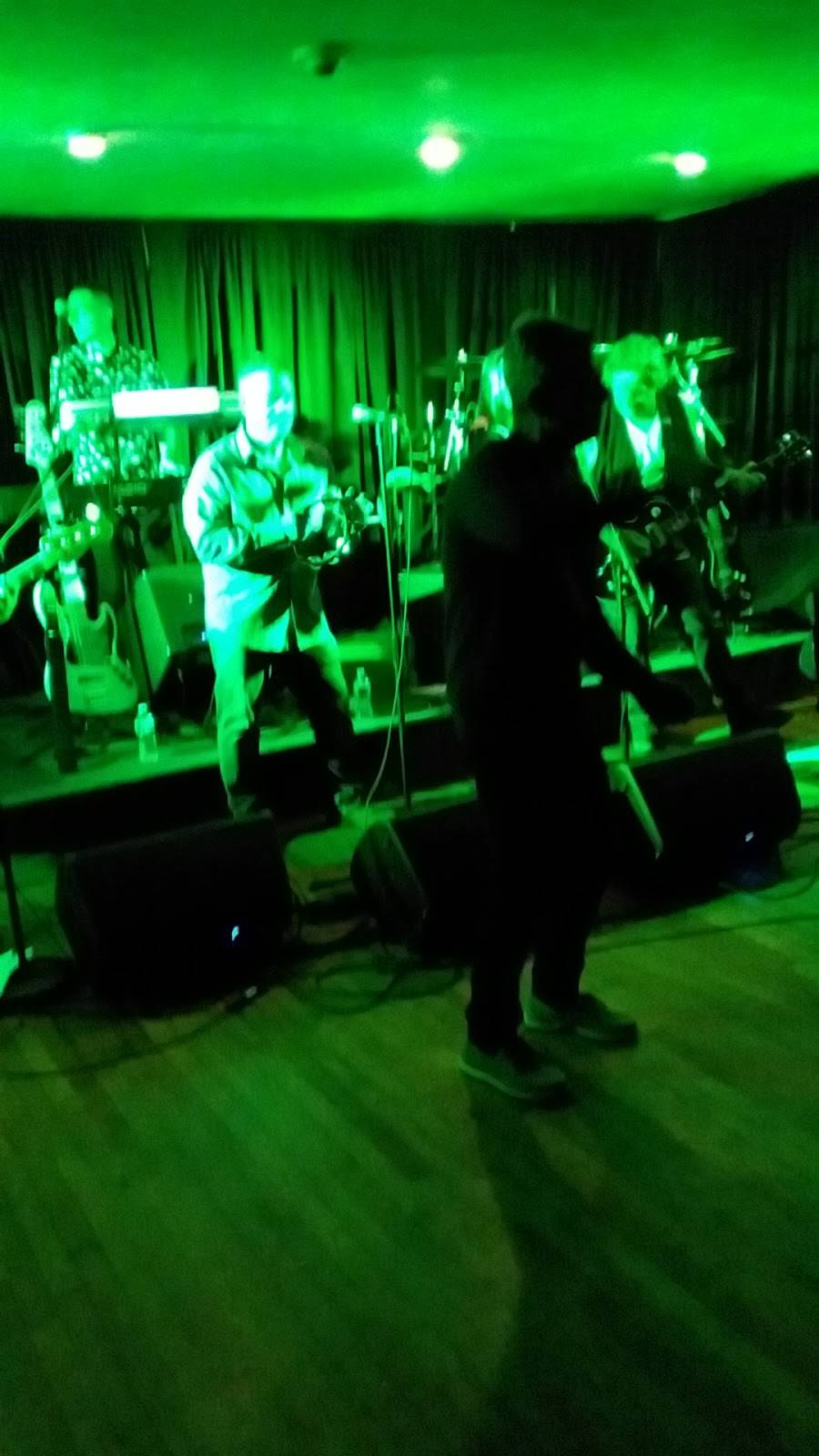 Wheelock inn | restaurant | 82 Wheelock Ave, Millbury, MA 01527, USA | 5087913477 OR +1 508-791-3477