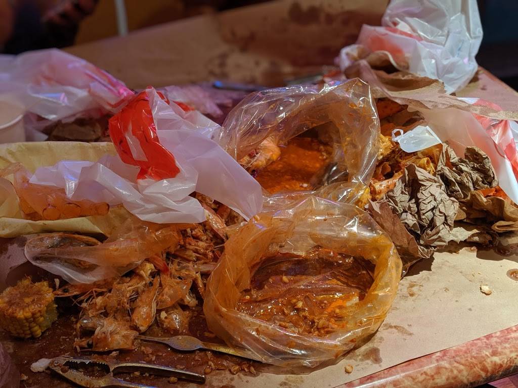 The Cajun Crawfish | restaurant | 6951 Martin Luther King Jr Way S, Seattle, WA 98118, USA | 2064329488 OR +1 206-432-9488