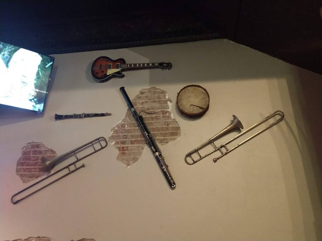 Idle Hour Inn | restaurant | 404 Broadway St, Lincoln, IL 62656, USA | 2177329925 OR +1 217-732-9925