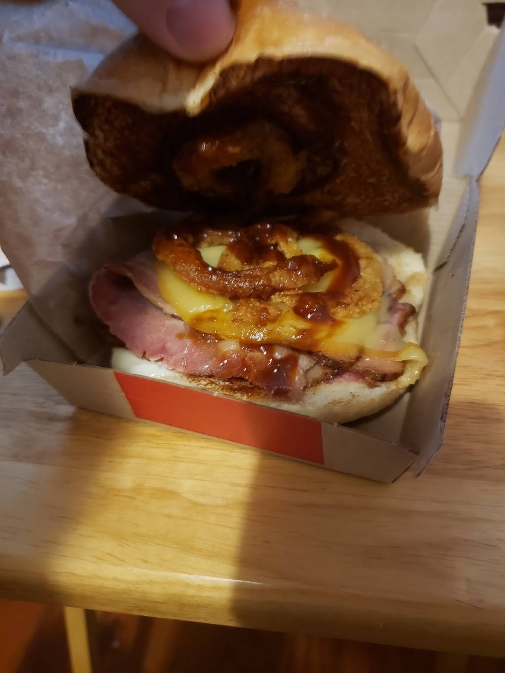 Arbys | meal takeaway | 2002 SW Military Dr, San Antonio, TX 78224, USA | 2103340065 OR +1 210-334-0065