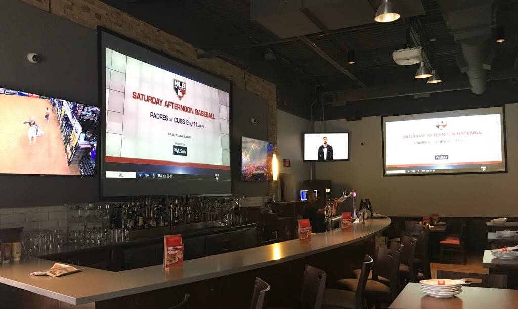 Boston Pizza | restaurant | 5 Carlson Ct, Etobicoke, ON M9W 6A2, Canada | 4166799320 OR +1 416-679-9320