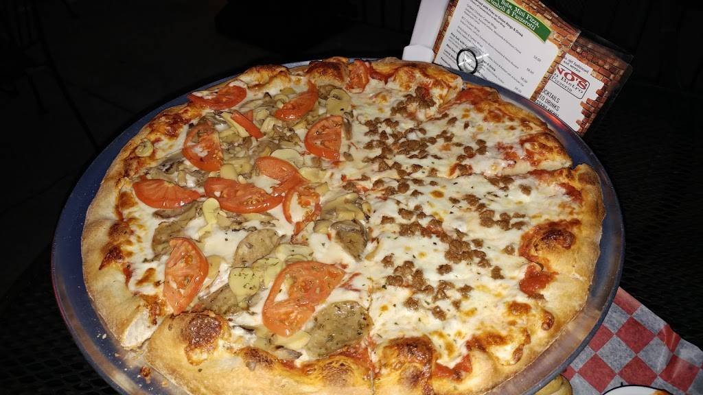 Pinos Italian Bistro and Pizzeria | restaurant | 3420 Boulevard, Colonial Heights, VA 23834, USA | 8045209005 OR +1 804-520-9005