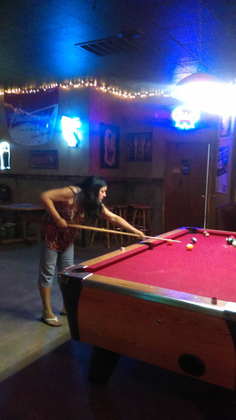 Christis Place | restaurant | 37275 Ave 12, Madera, CA 93636, USA | 5593954873 OR +1 559-395-4873