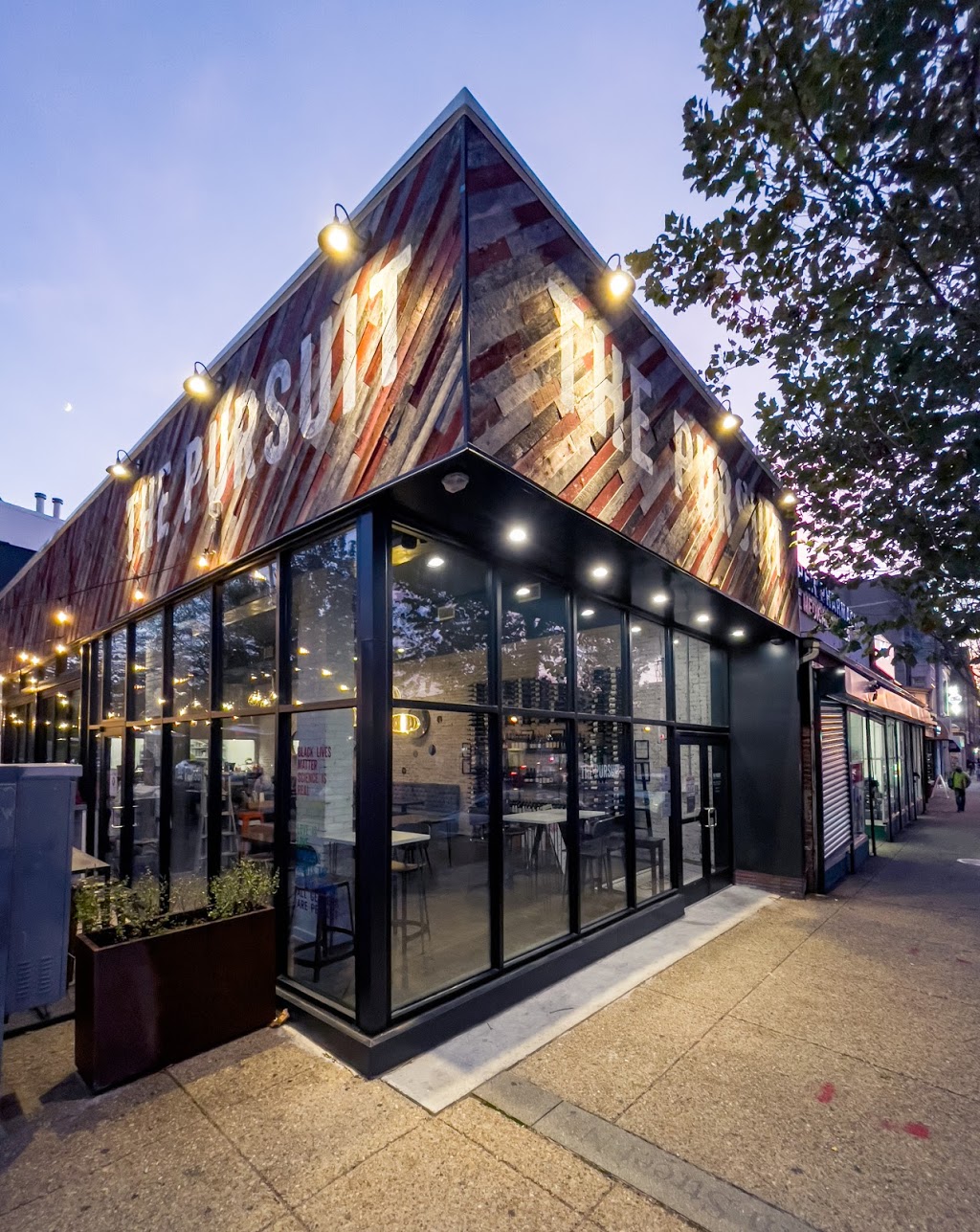 The Pursuit Wine Bar & Kitchen | restaurant | 1025 H St NE, Washington, DC 20002, USA | 2026097420 OR +1 202-609-7420