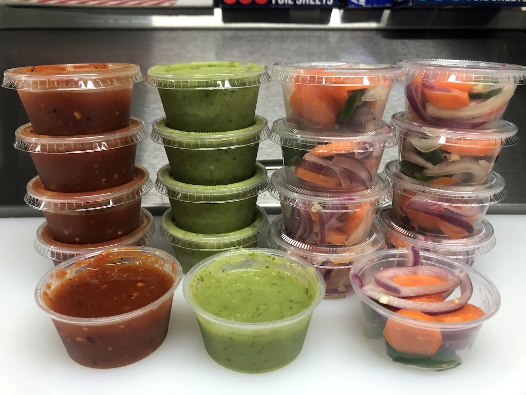 Mexicán Food El Crucero | restaurant | 3937 N O St, Fort Smith, AR 72904, USA | 4792218372 OR +1 479-221-8372