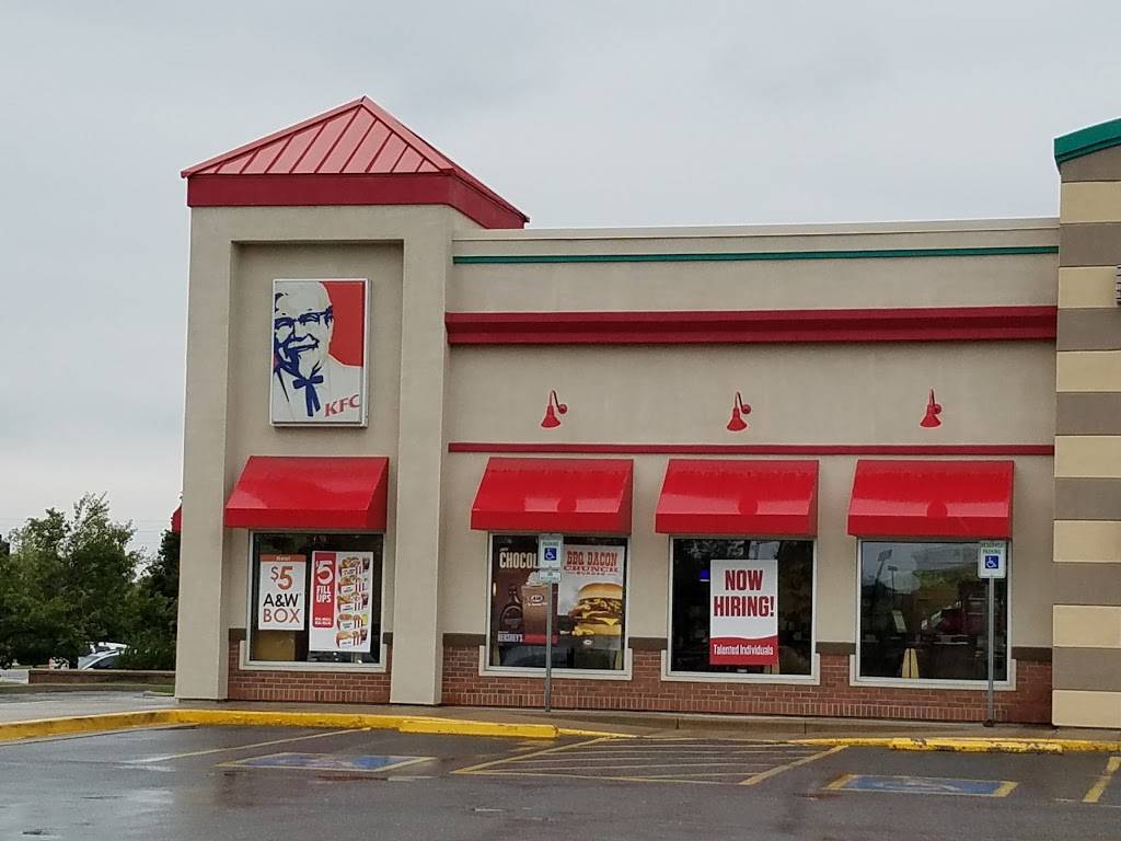 KFC | restaurant | 2900 W Belleview Ave, Littleton, CO 80123, USA | 3037940774 OR +1 303-794-0774