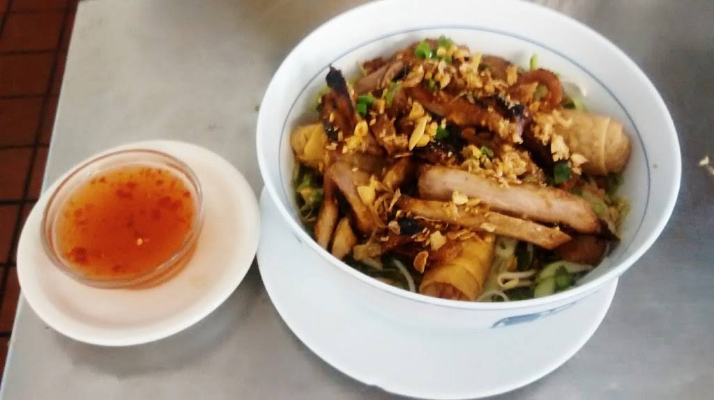 Royal Asian Fusion | restaurant | 844 6th St NW, Winter Haven, FL 33881, USA | 8632936888 OR +1 863-293-6888