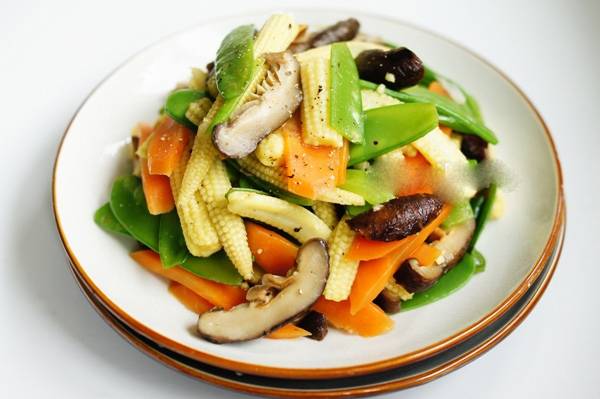 Golden Flower Veggie Vietnamese Restaurant | restaurant | 14942 Bushard St, Westminster, CA 92683, USA | 6572660388 OR +1 657-266-0388