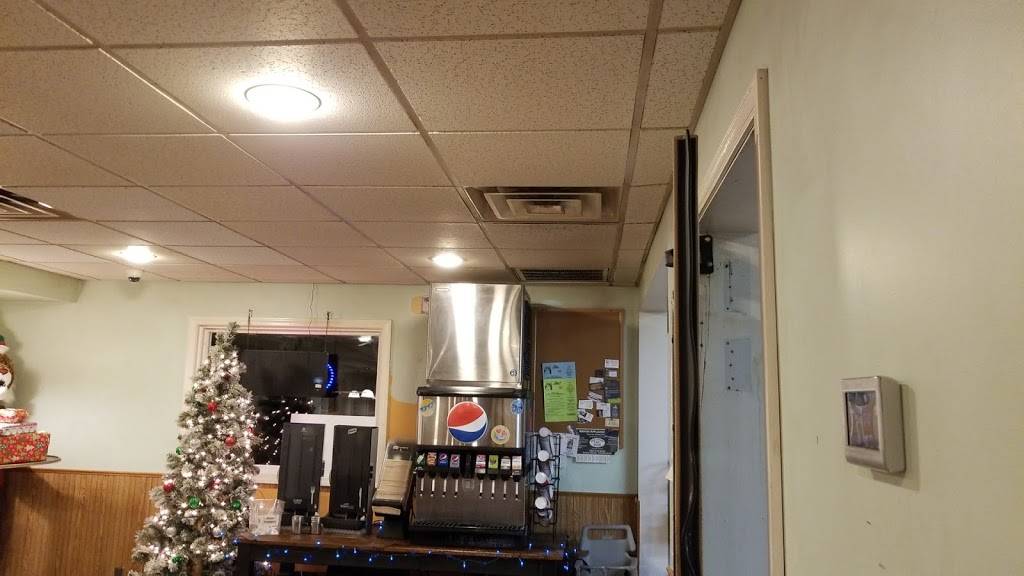 Vincenzos Pizza | restaurant | 5909 Big Tree Rd, Lakeville, NY 14480, USA | 5853462030 OR +1 585-346-2030