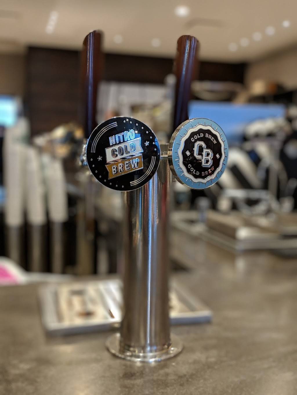 Starbucks | cafe | 3899 Medina Rd, Akron, OH 44333, USA | 3306709190 OR +1 330-670-9190