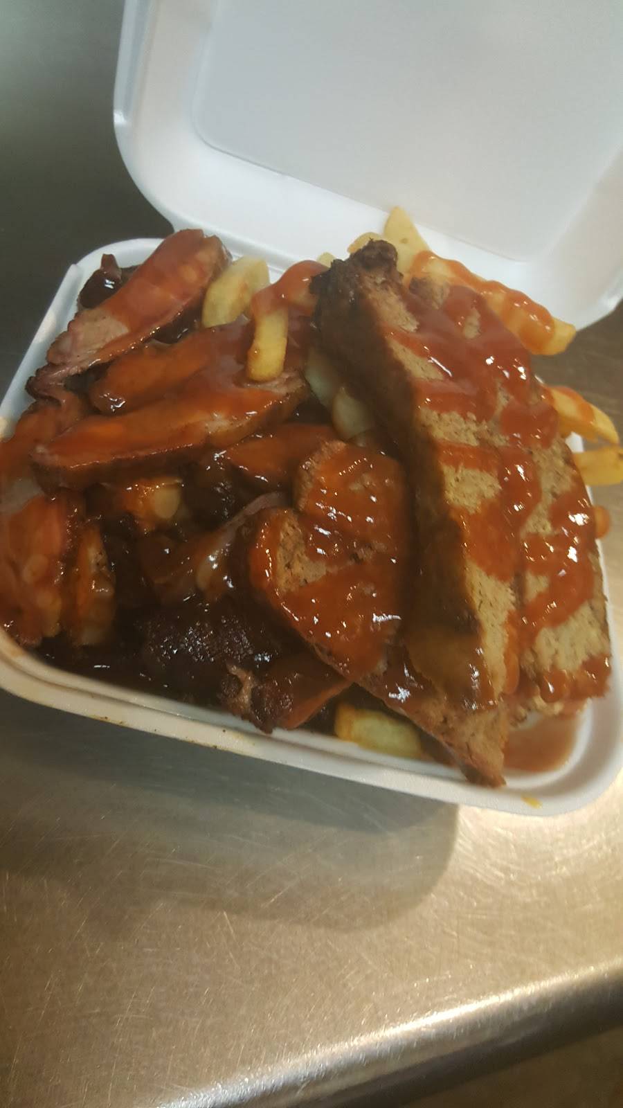 Penelope ‘s BBQ | restaurant | 1200 S 17th Ave, Maywood, IL 60153, USA | 7083443599 OR +1 708-344-3599