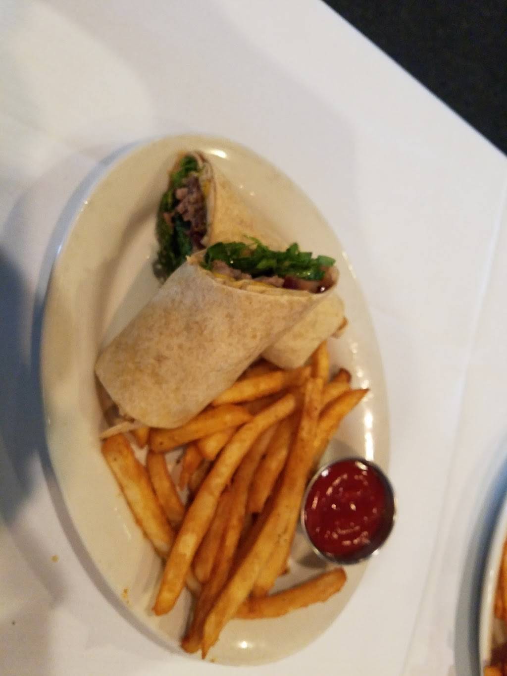 Brother Shuckers Fish House | restaurant | 4999 Carolina Forest Blvd, Myrtle Beach, SC 29579, USA | 8439037946 OR +1 843-903-7946