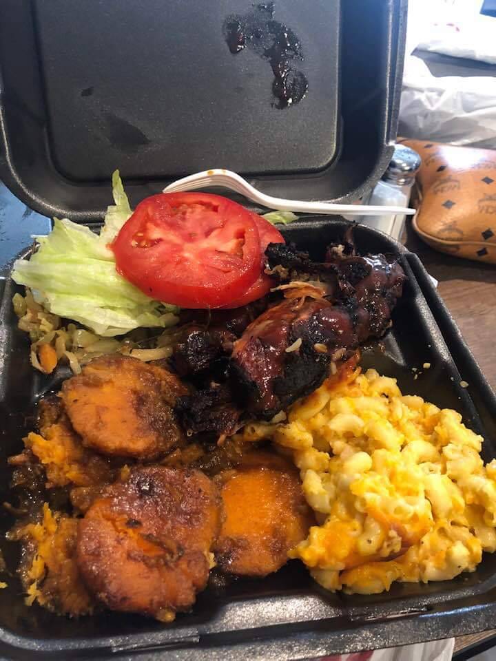 Lues Caribbean Cafe | restaurant | 432 Long Ln, Upper Darby, PA 19082, USA | 4844611547 OR +1 484-461-1547