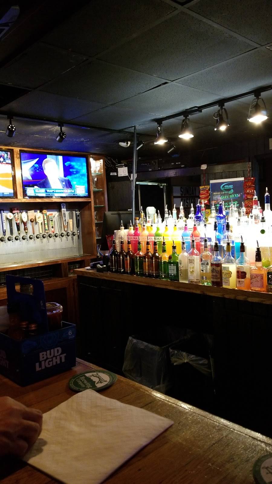 The Pub On 61 | restaurant | 2366 Ashley River Rd, Charleston, SC 29414, USA | 8437370072 OR +1 843-737-0072