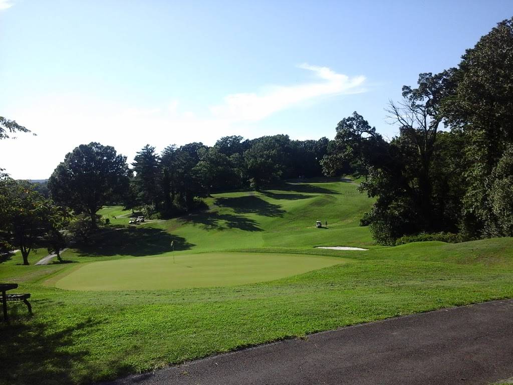 Niblicks Clubhouse Grill | restaurant | 8450 Beulah St, Fort Belvoir, VA 22060, USA | 3126565878 OR +1 312-656-5878