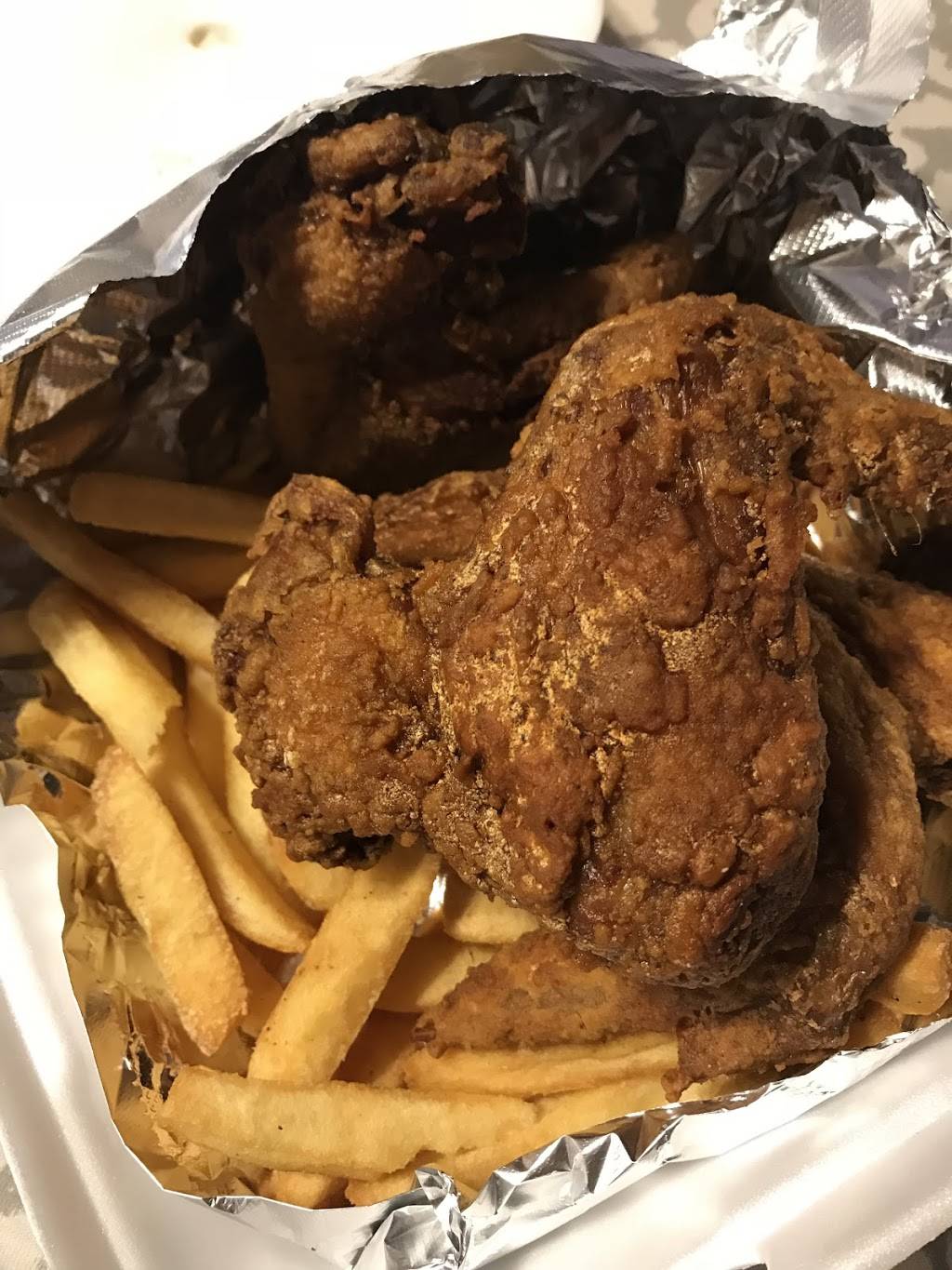 Nephews Pizza | restaurant | 4534 Erdman Ave, Baltimore, MD 21213, USA | 4103251690 OR +1 410-325-1690