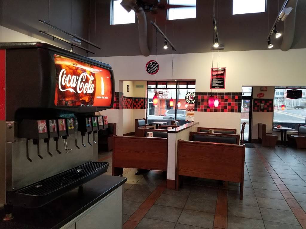 Jimmy Johns | meal delivery | 515 1/2 S Illinois Ave, Carbondale, IL 62901, USA | 6185493334 OR +1 618-549-3334