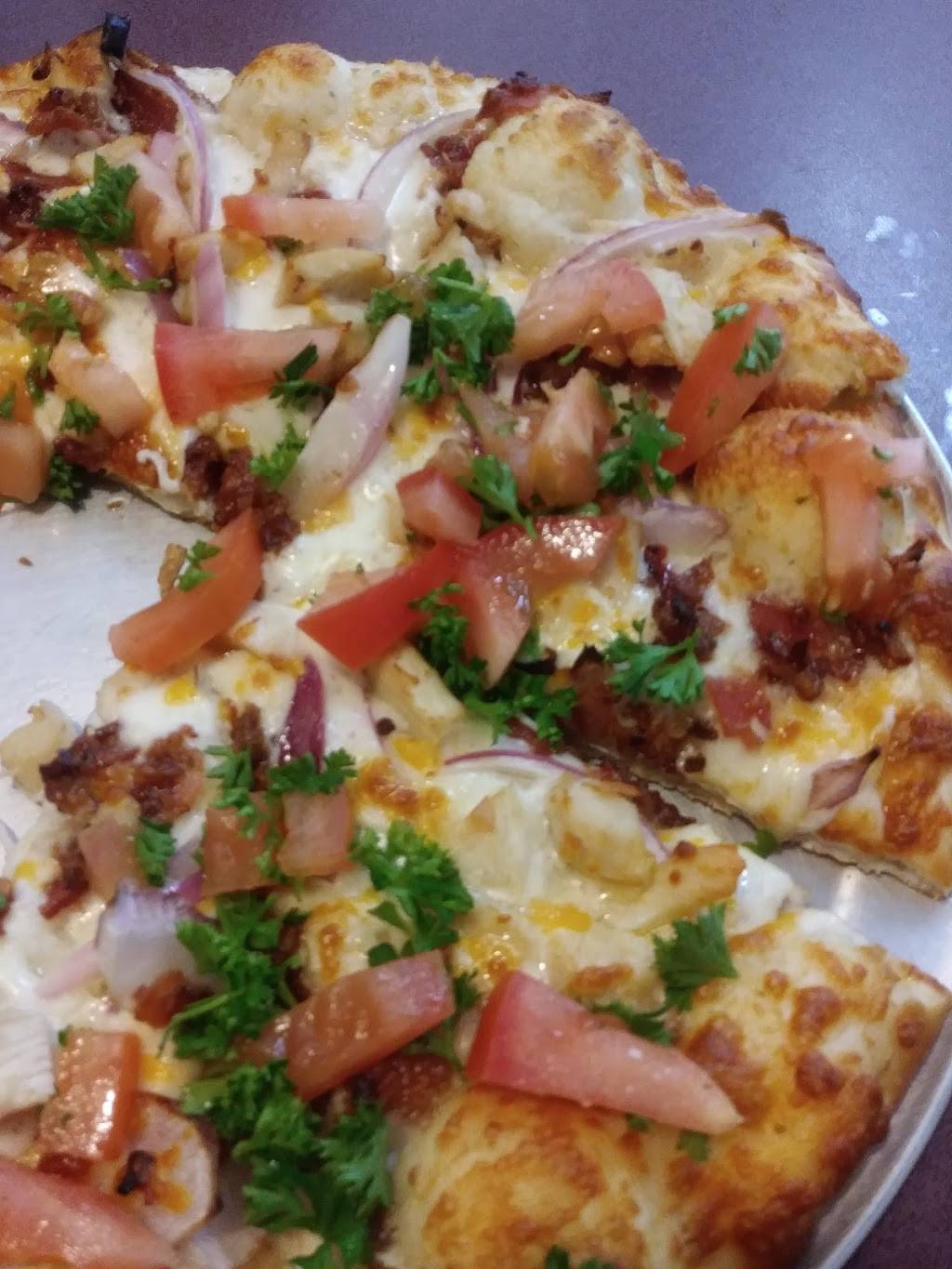 Straw Hat Pizza | restaurant | 1822 N Broadway, Santa Maria, CA 93454, USA | 8053471942 OR +1 805-347-1942