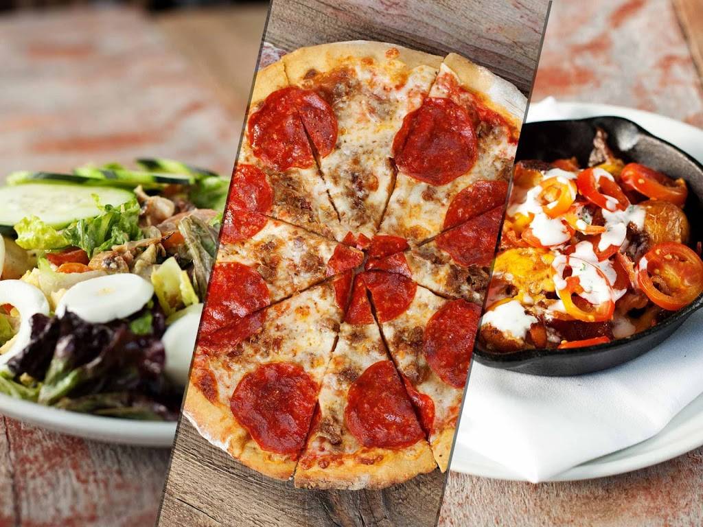 Third Coast Woodfire Pizza & Pub | restaurant | 207 Gas Light Cir, Racine, WI 53403, USA | 2626350533 OR +1 262-635-0533