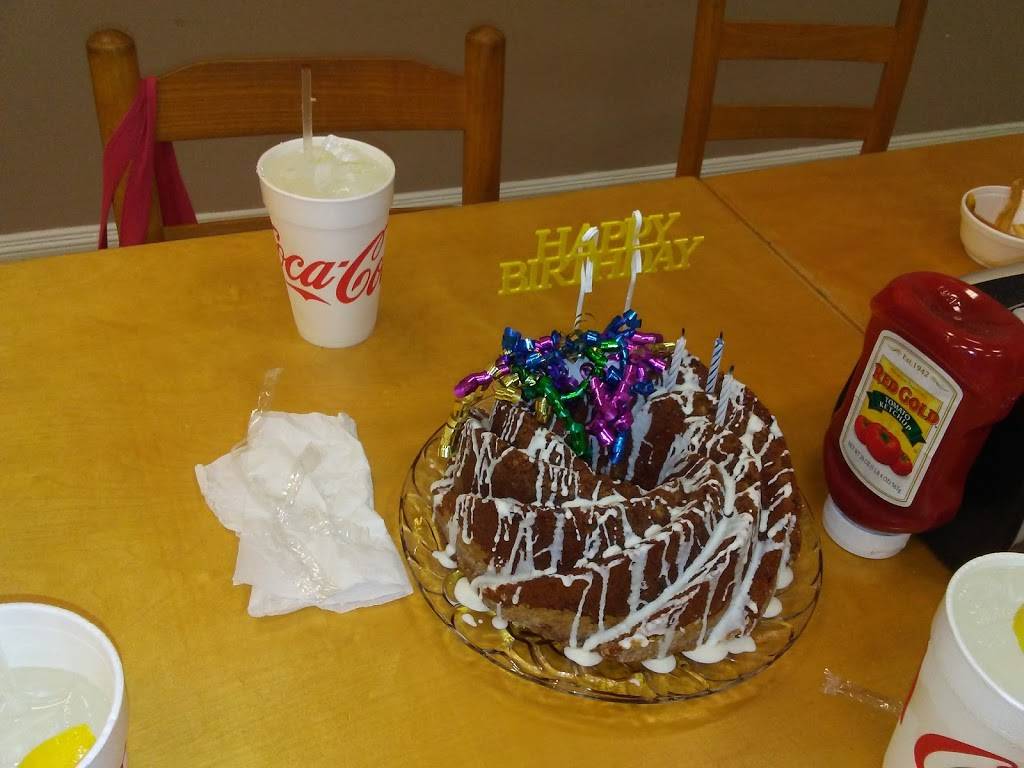 Carolina BBQ | restaurant | 306 N Main St, Kenansville, NC 28349, USA | 9102961220 OR +1 910-296-1220