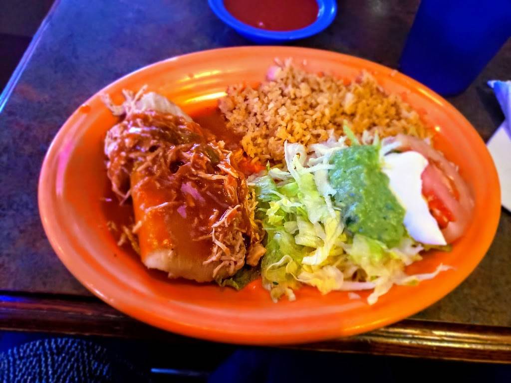 El Cerro Reyes | restaurant | 655 Brawley School Rd # 101, Mooresville, NC 28117, USA | 7047990429 OR +1 704-799-0429