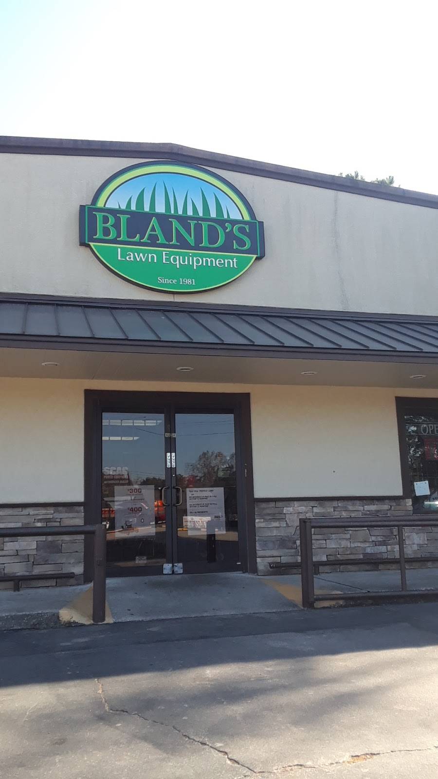 Litehouse Ice House | restaurant | 4134 Spring Cypress Rd, Spring, TX 77388, USA | 2812884646 OR +1 281-288-4646