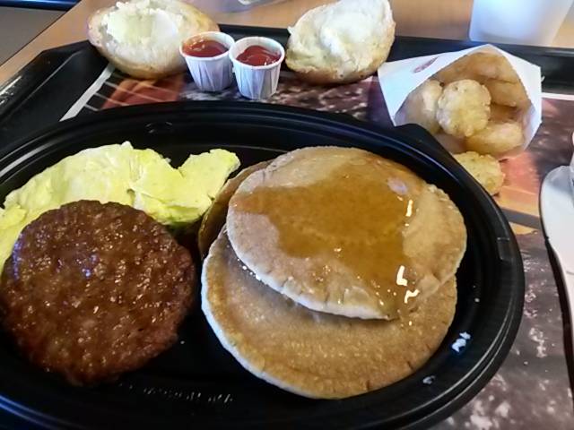 Burger King | restaurant | 4605 Hiawatha Ave, Minneapolis, MN 55406, USA | 6127299559 OR +1 612-729-9559